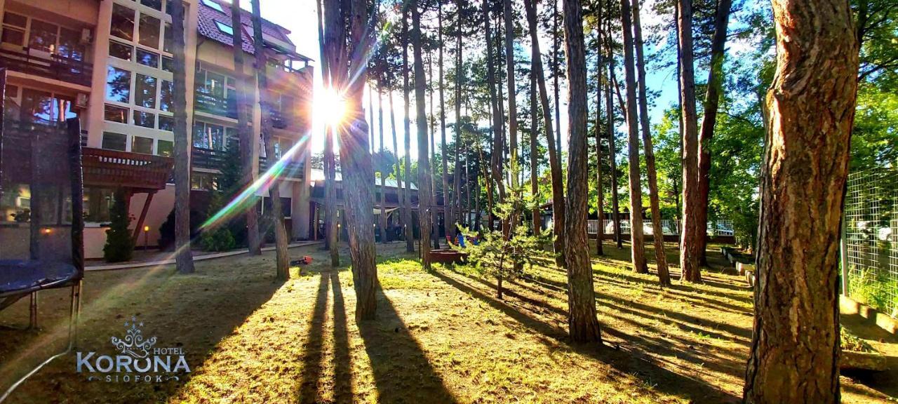 Hotel Korona Сиофок Екстериор снимка