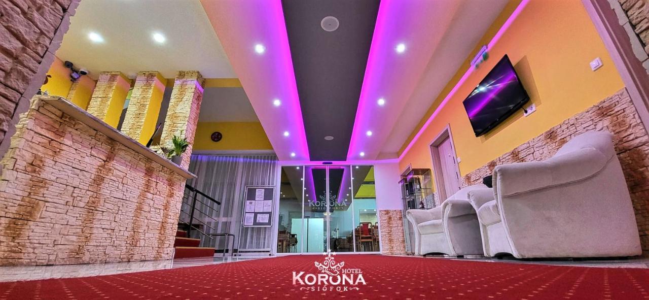 Hotel Korona Сиофок Екстериор снимка