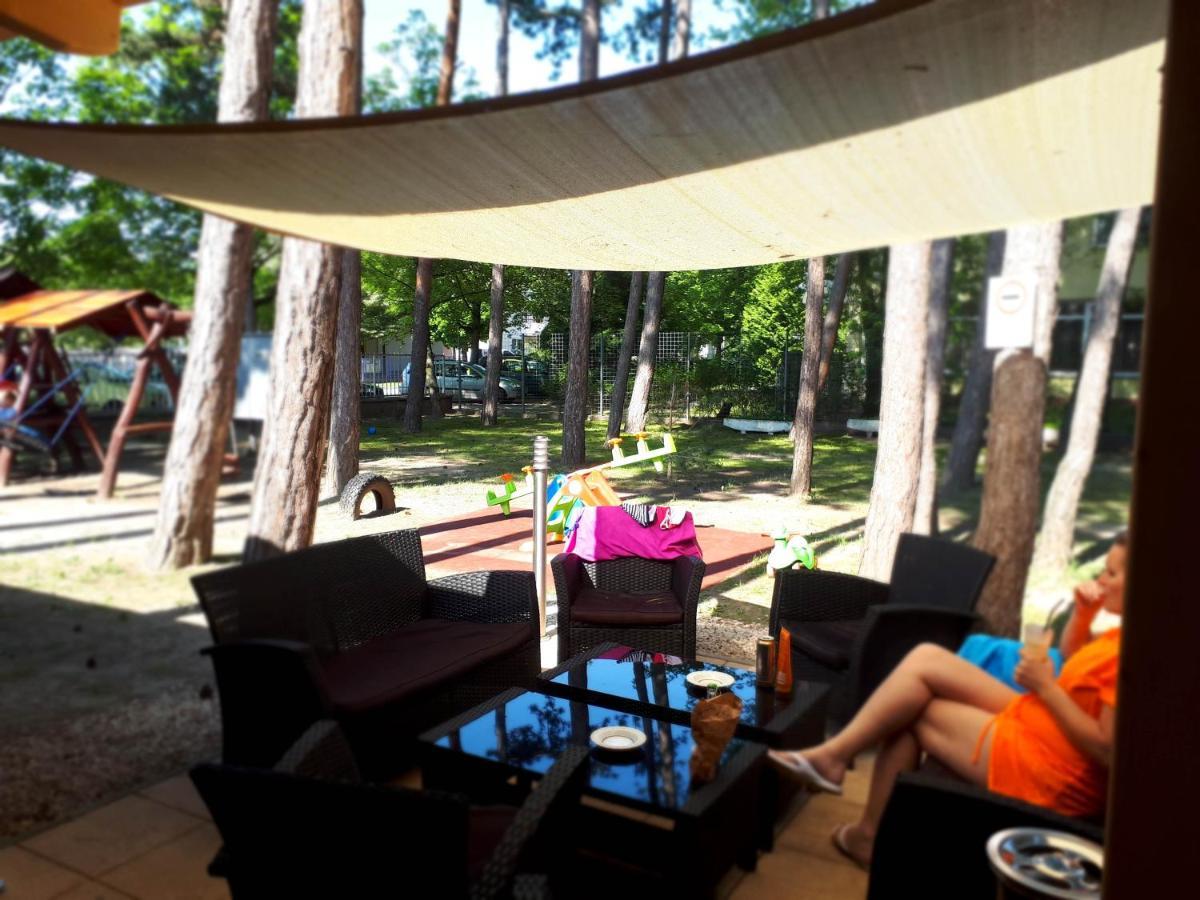 Hotel Korona Сиофок Екстериор снимка