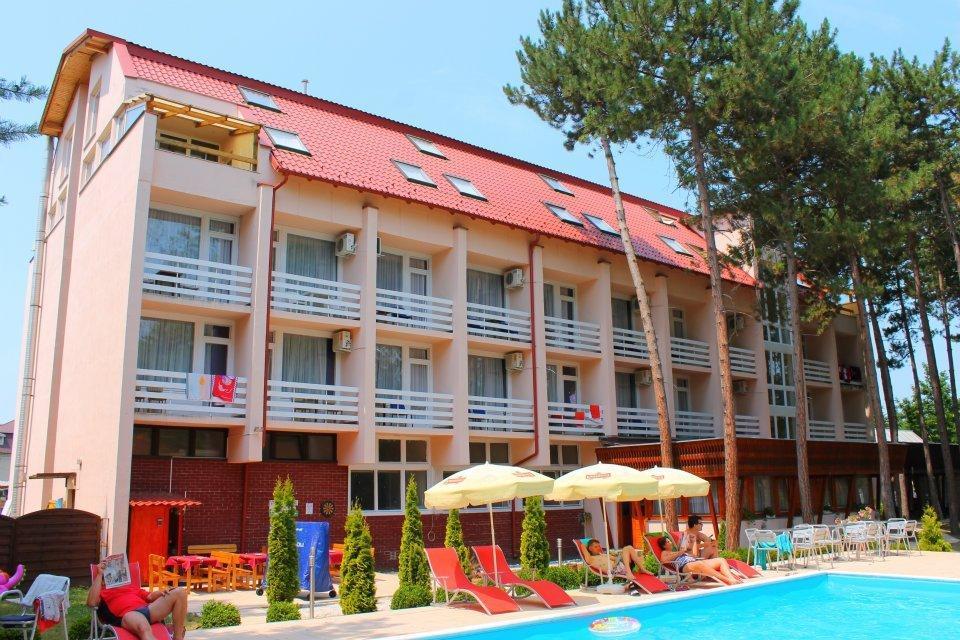 Hotel Korona Сиофок Екстериор снимка