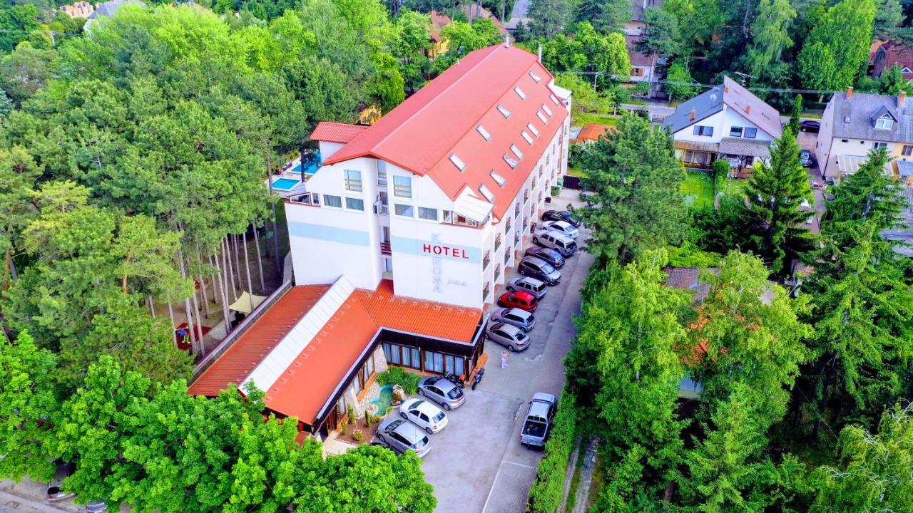 Hotel Korona Сиофок Екстериор снимка