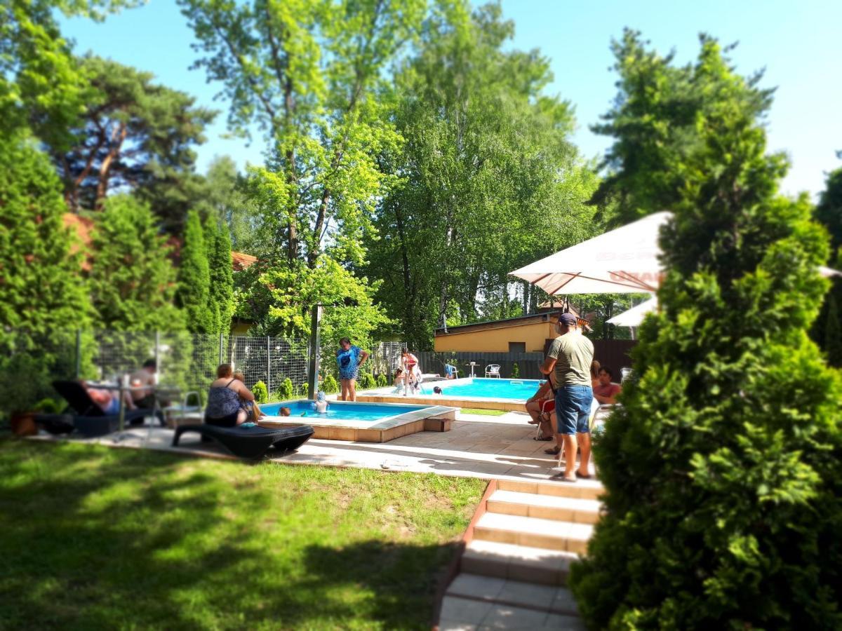 Hotel Korona Сиофок Екстериор снимка